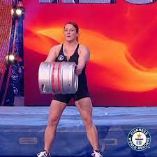 10 WORLD MOST STRONGEST MEN AND WOMEN