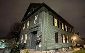 6 MOST CREEPY HOUSE IN WORLD.