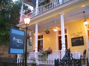 7 MOST HAUNTED RESTAURANT IN THE WORLD